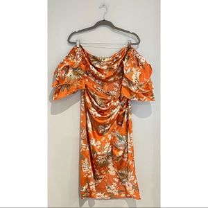 Women’s 'PrettyLittleThing' floral dress
